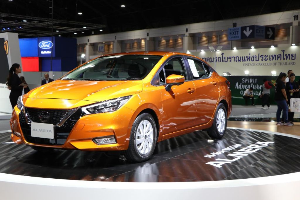 Nissan Almera CVT (cao cấp)