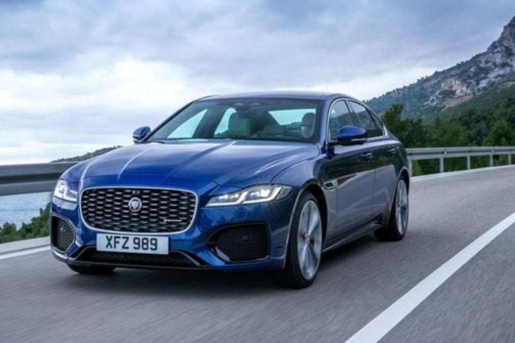 Jaguar XF 2.0 R-Sport (320)