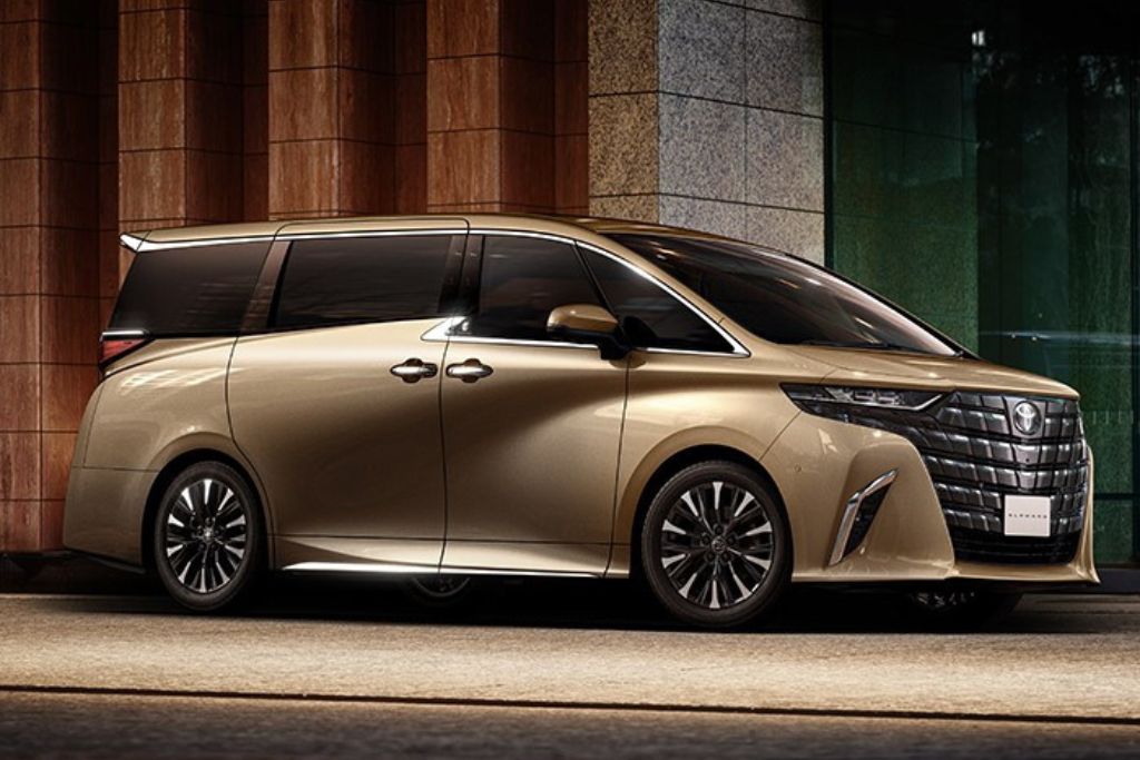 Toyota Alphard Xăng